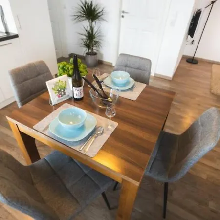 Ferienwohnung Nr1 Im Gemutlichen Gastehaus Benedikt Friedrichshafen